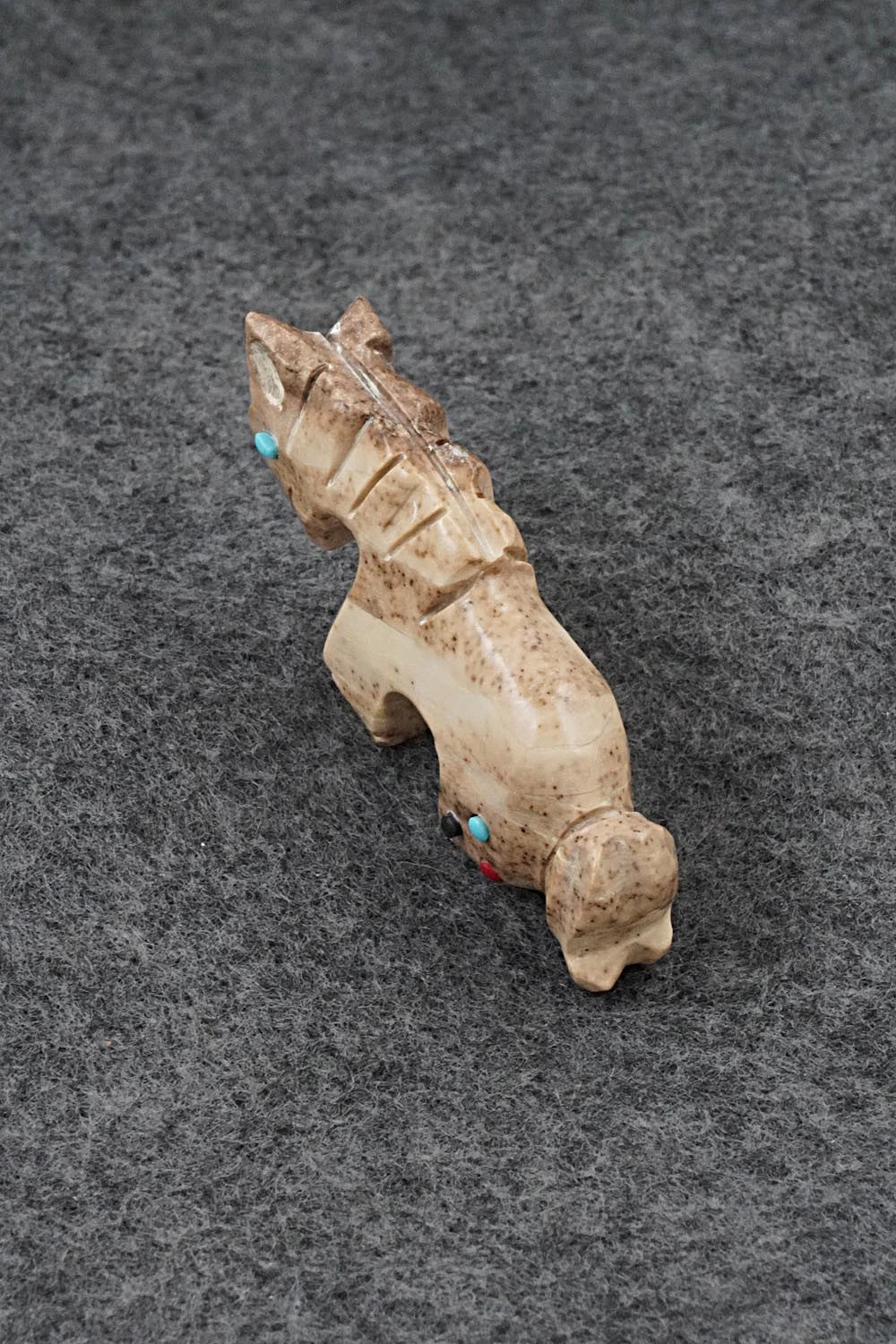 Horse Zuni Fetish Carving - Dannette Laate