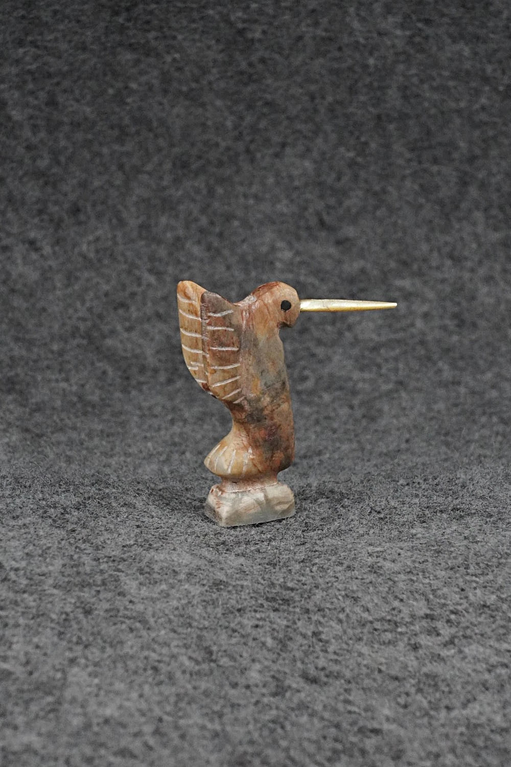 Hummingbird Zuni Fetish Carving - Justin Red Elk