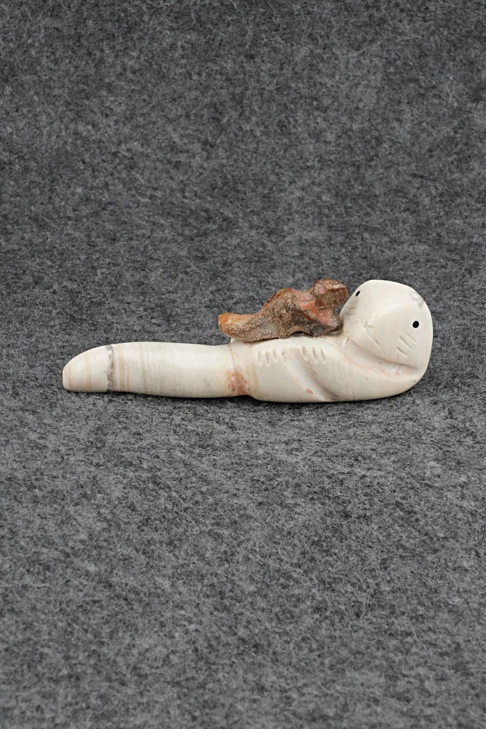 Otter Zuni Fetish Carving - Justin Red Elk