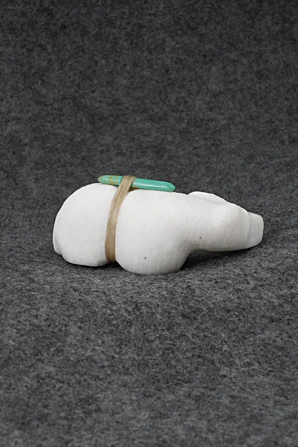 Bear Zuni Fetish Carving - Herbert Halate