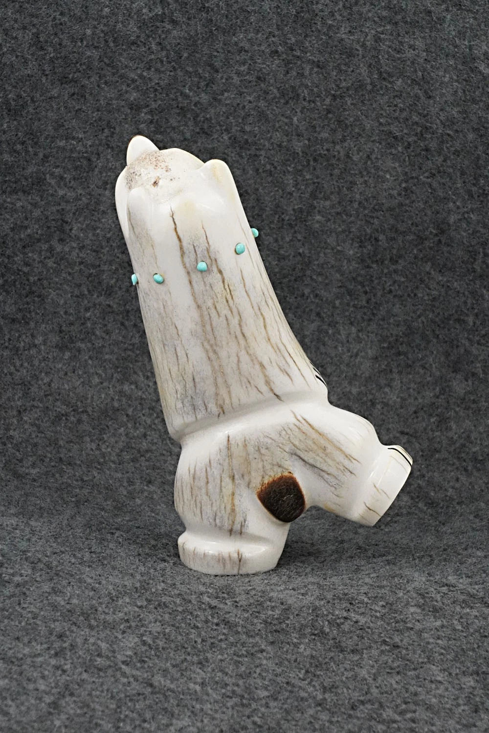 Bear Zuni Fetish Carving - Claudia Peina