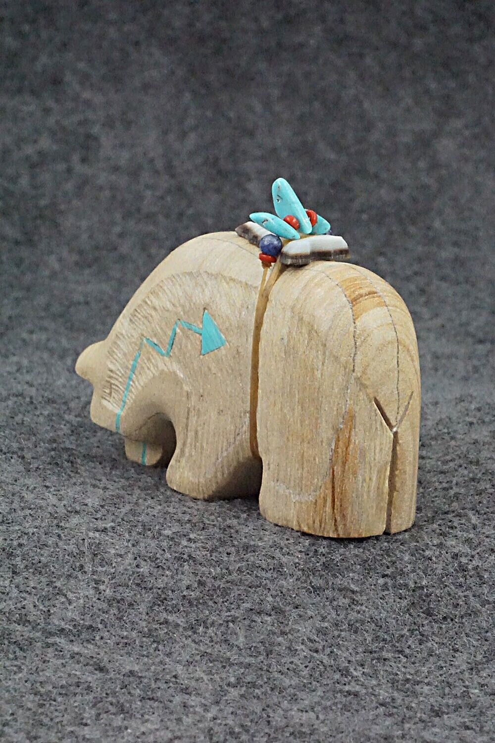 Bear Zuni Fetish Carving - Douglas Martza