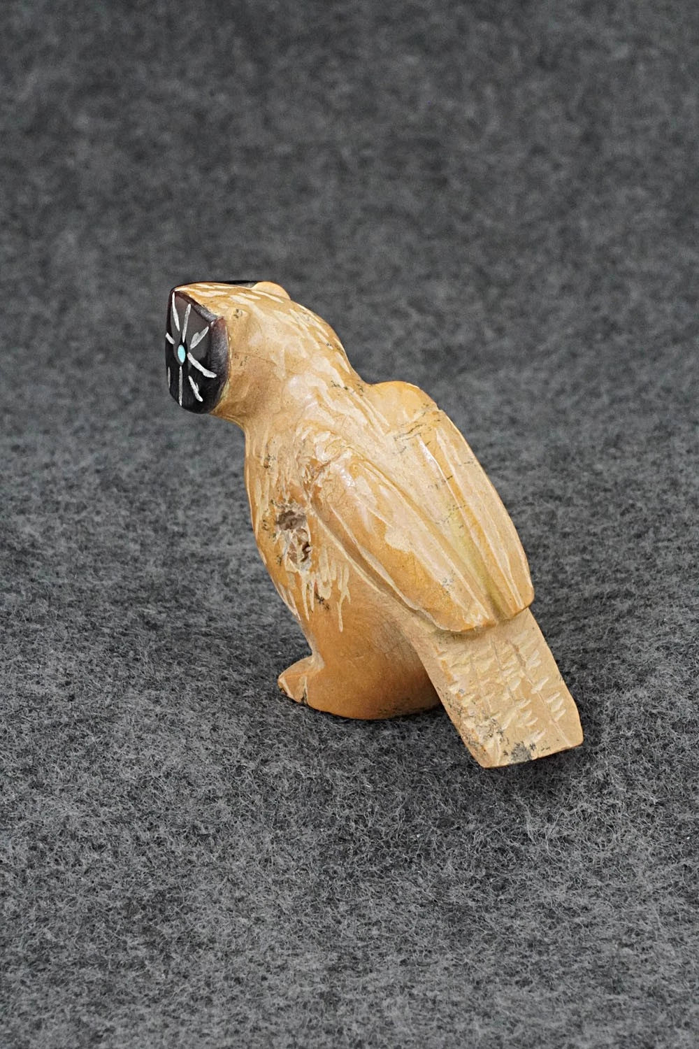 Owl Zuni Fetish Carving - Freddie Leekya