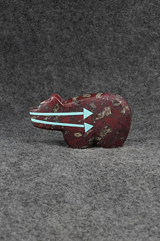 Bear Zuni Fetish Carving - Bernard Laiwakete