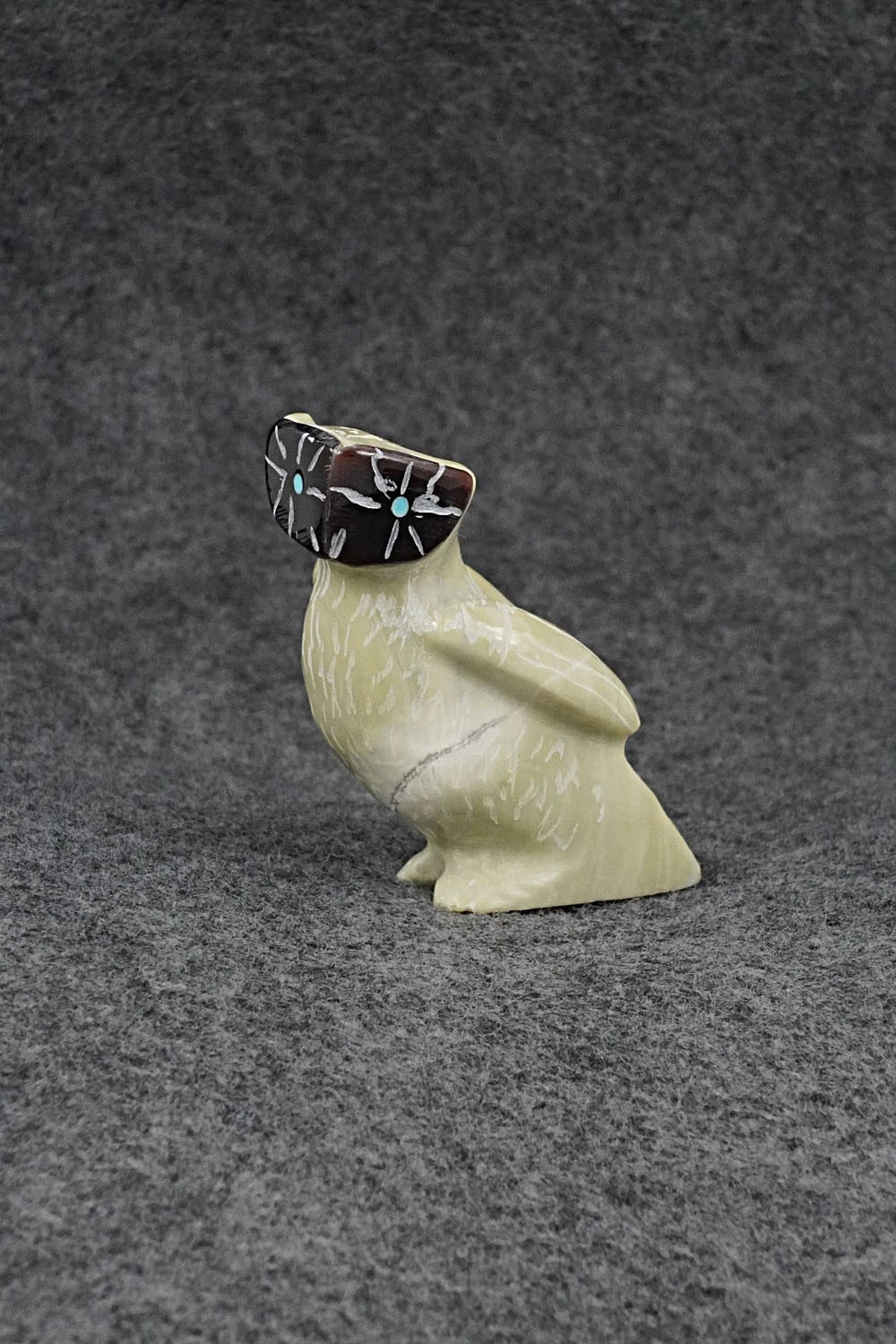 Owl Zuni Fetish Carving - Freddie Leekya