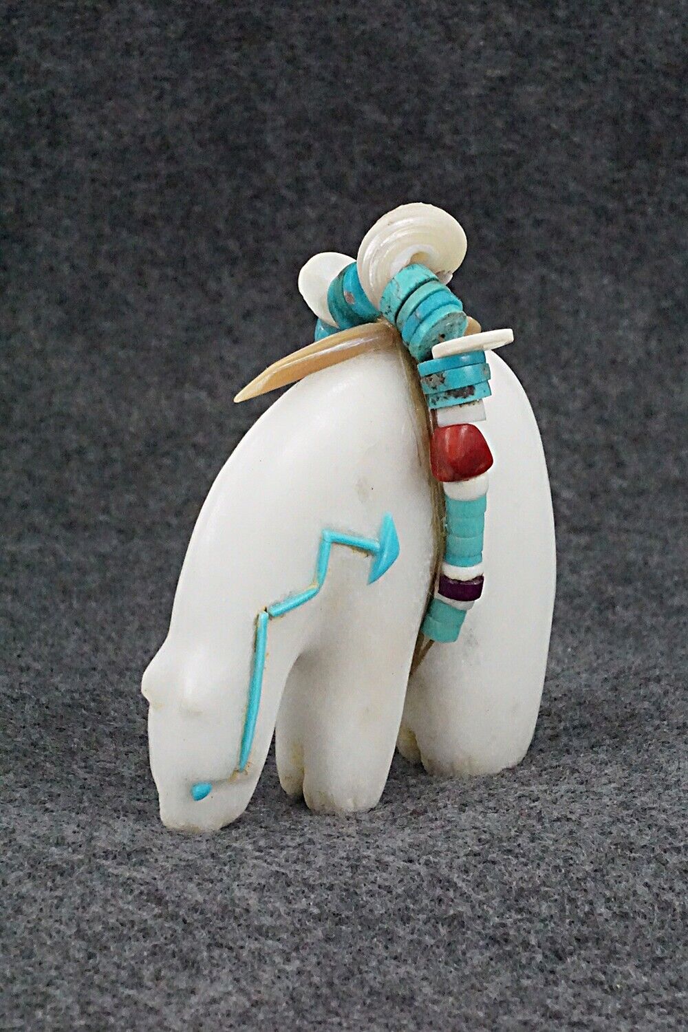 Bear Zuni Fetish Carving - Michael Laweka