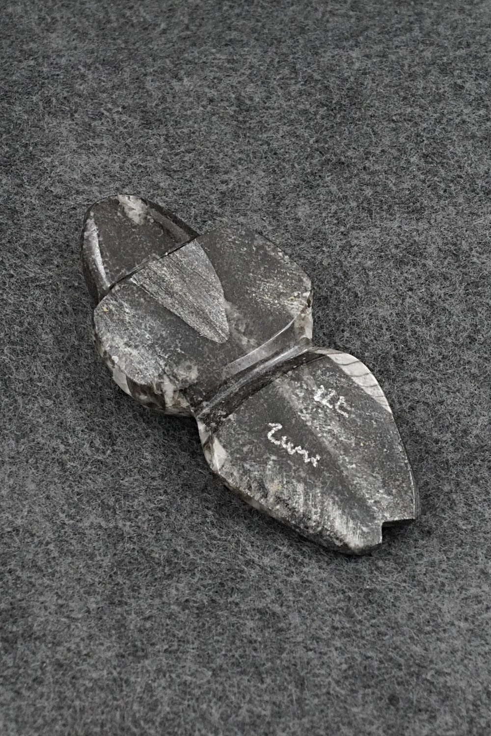 Frog Zuni Fetish Carving - Kenric Laiwakete