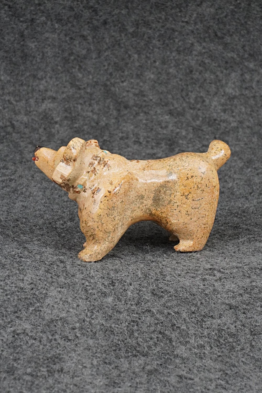 Dog Zuni Fetish Carving - Freddie Leekya