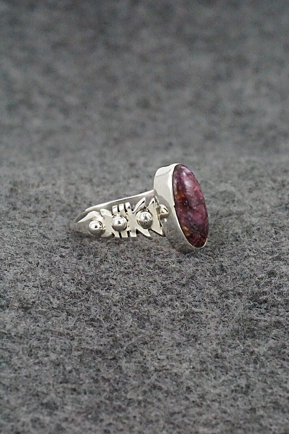 Spiny Oyster & Sterling Silver Ring - Andrew Vandever - Size 6