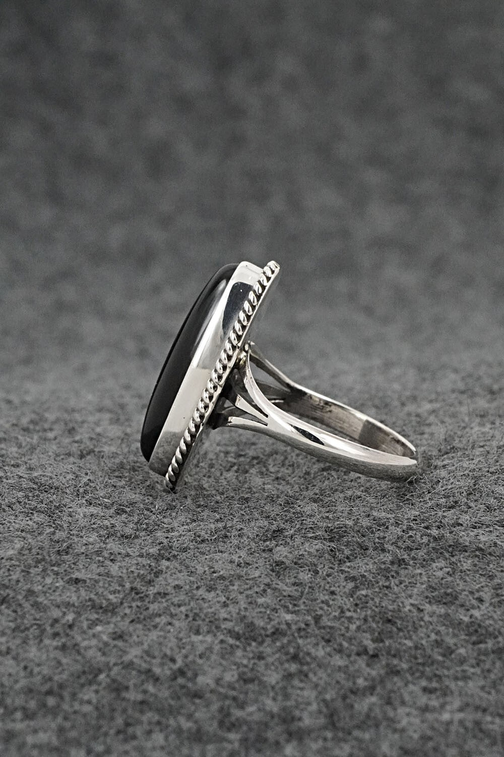 Onyx & Sterling Silver Ring - Mathew Gordon - Size 7