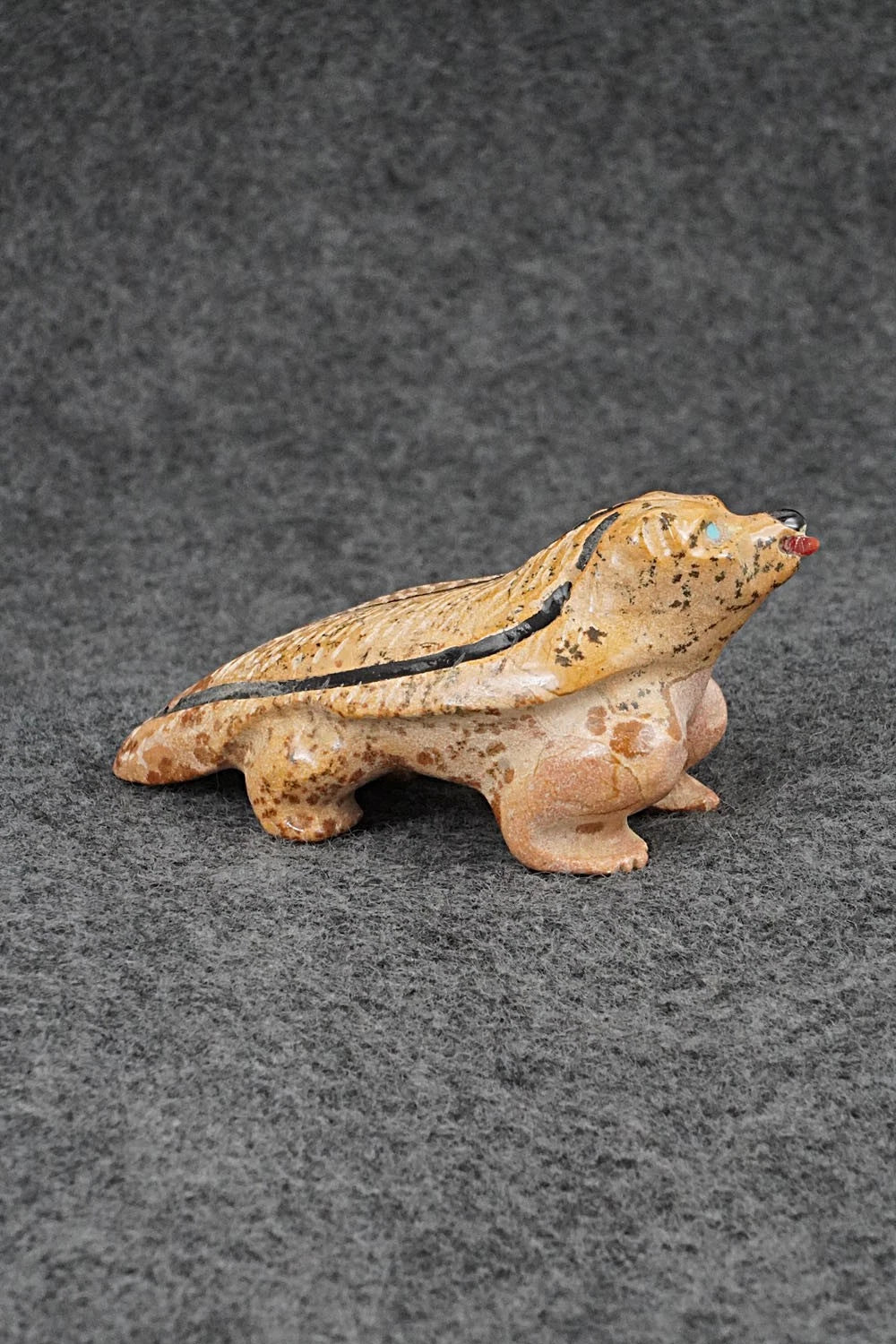 Badger Zuni Fetish Carving - Freddie Leekya