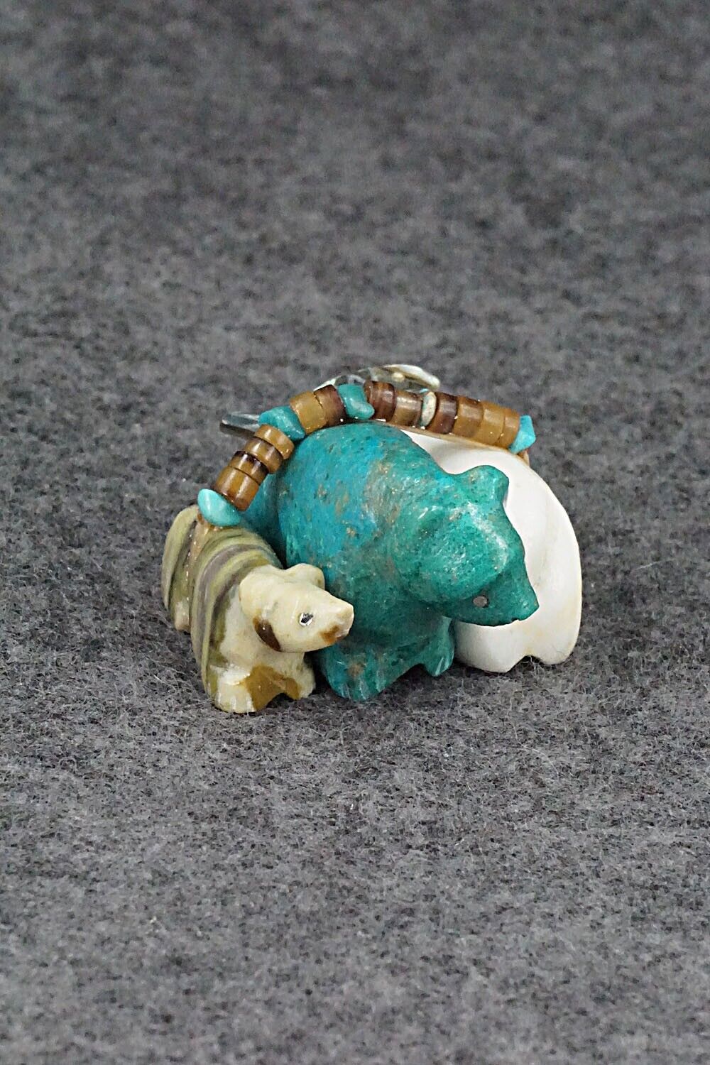 Bears with Fish Zuni Fetish Carving - Daisy Rose Leonard