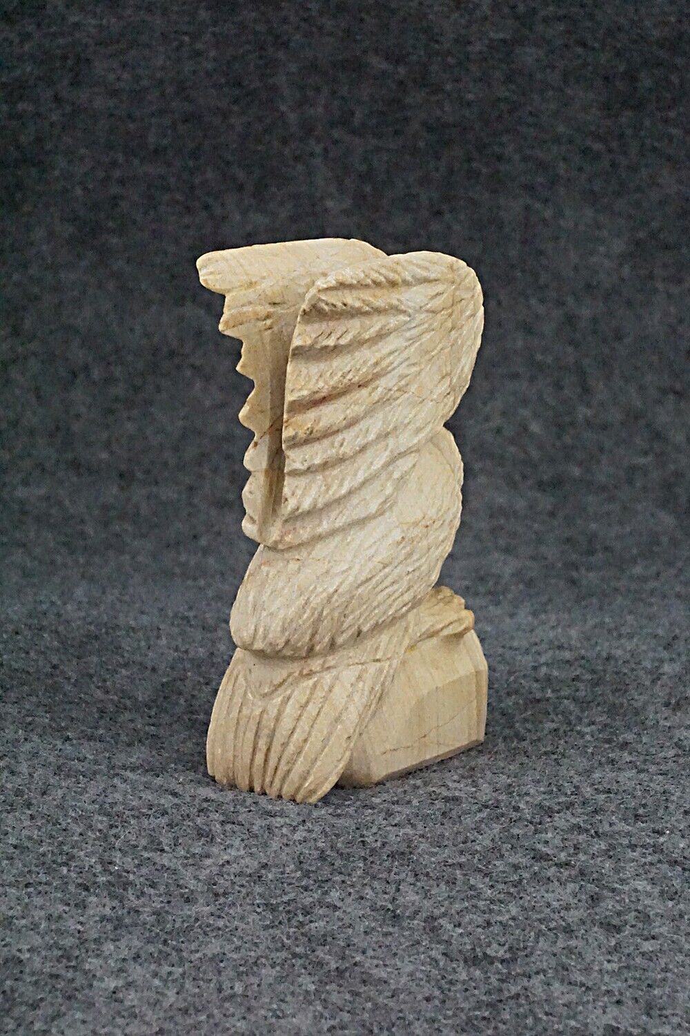 Eagle Zuni Fetish Carving - Tony Mackel