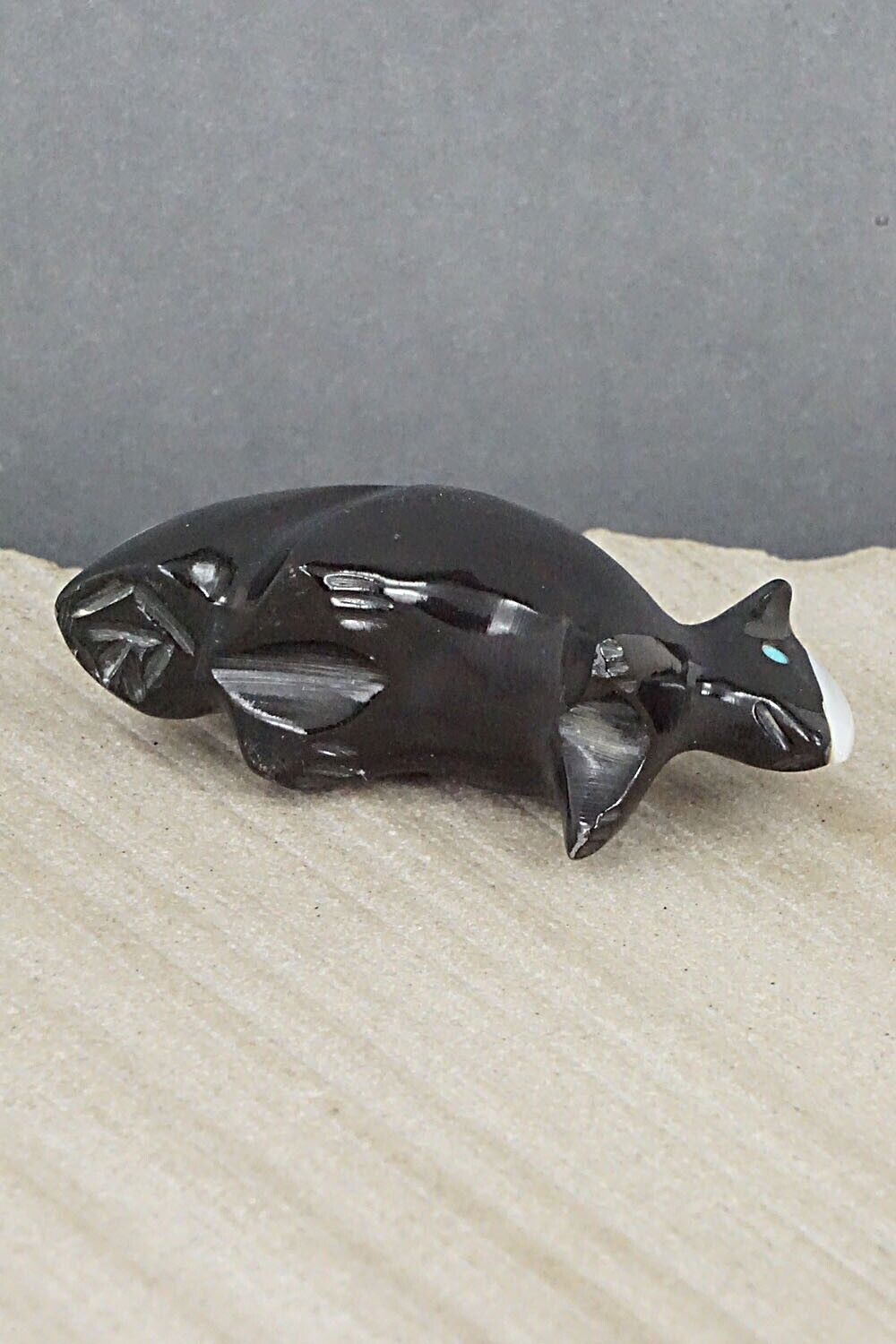 Skunk Zuni Fetish Carving - Calvert Bowannie