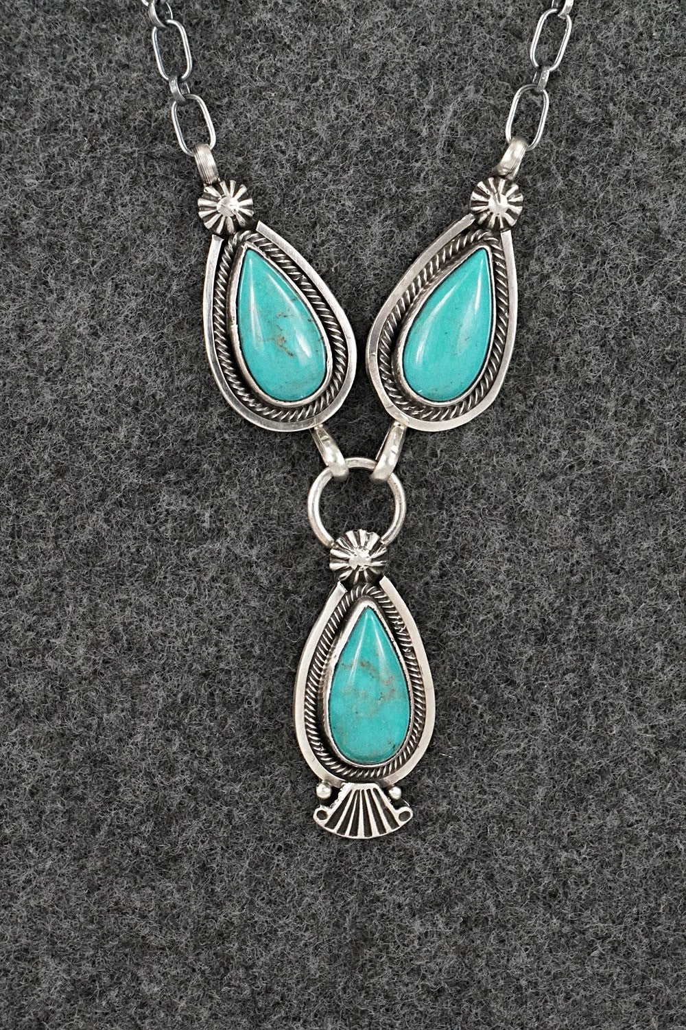 Turquoise & Sterling Silver Necklace - Verley Betone