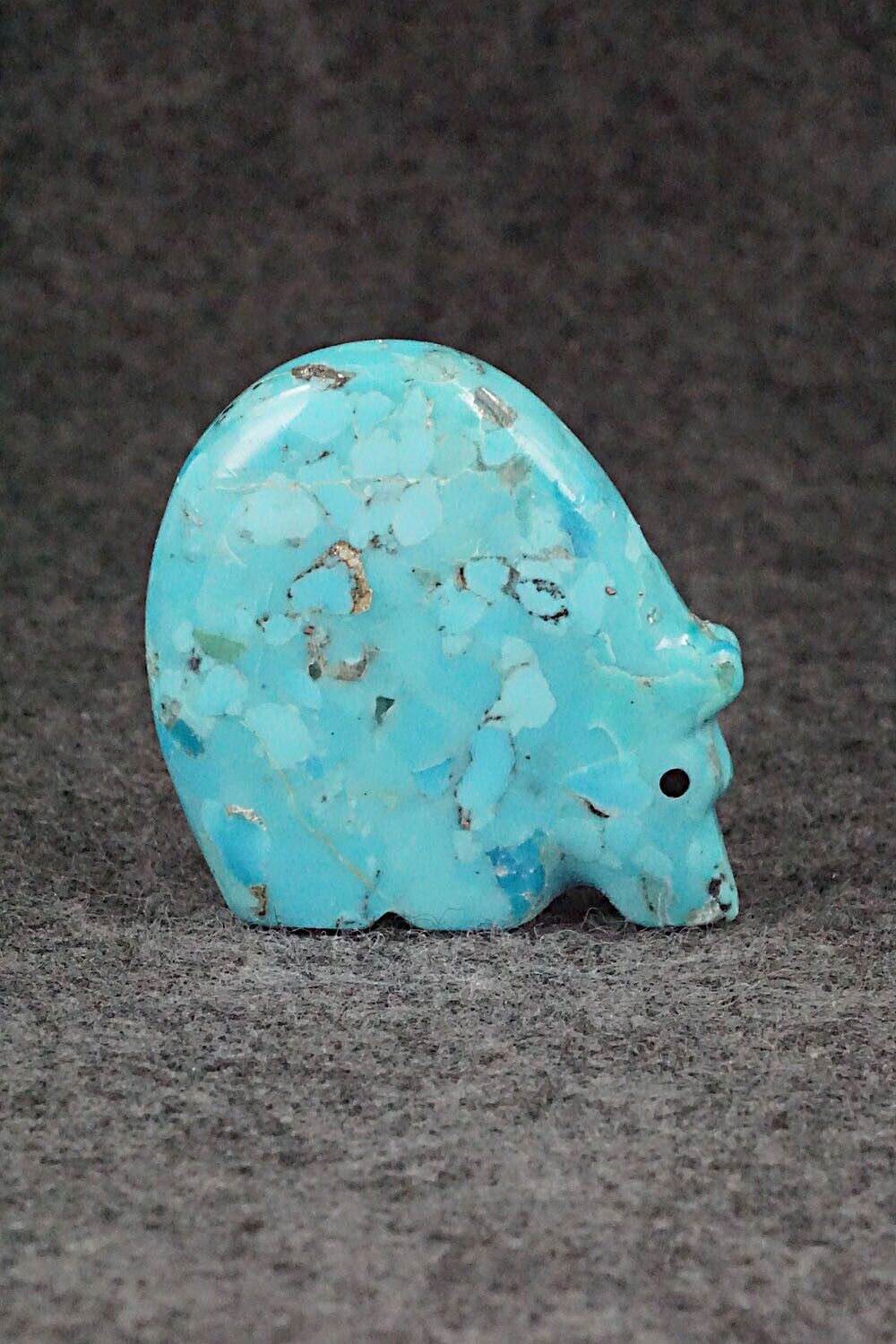 Bear Zuni Fetish Carving - Andres Lementino