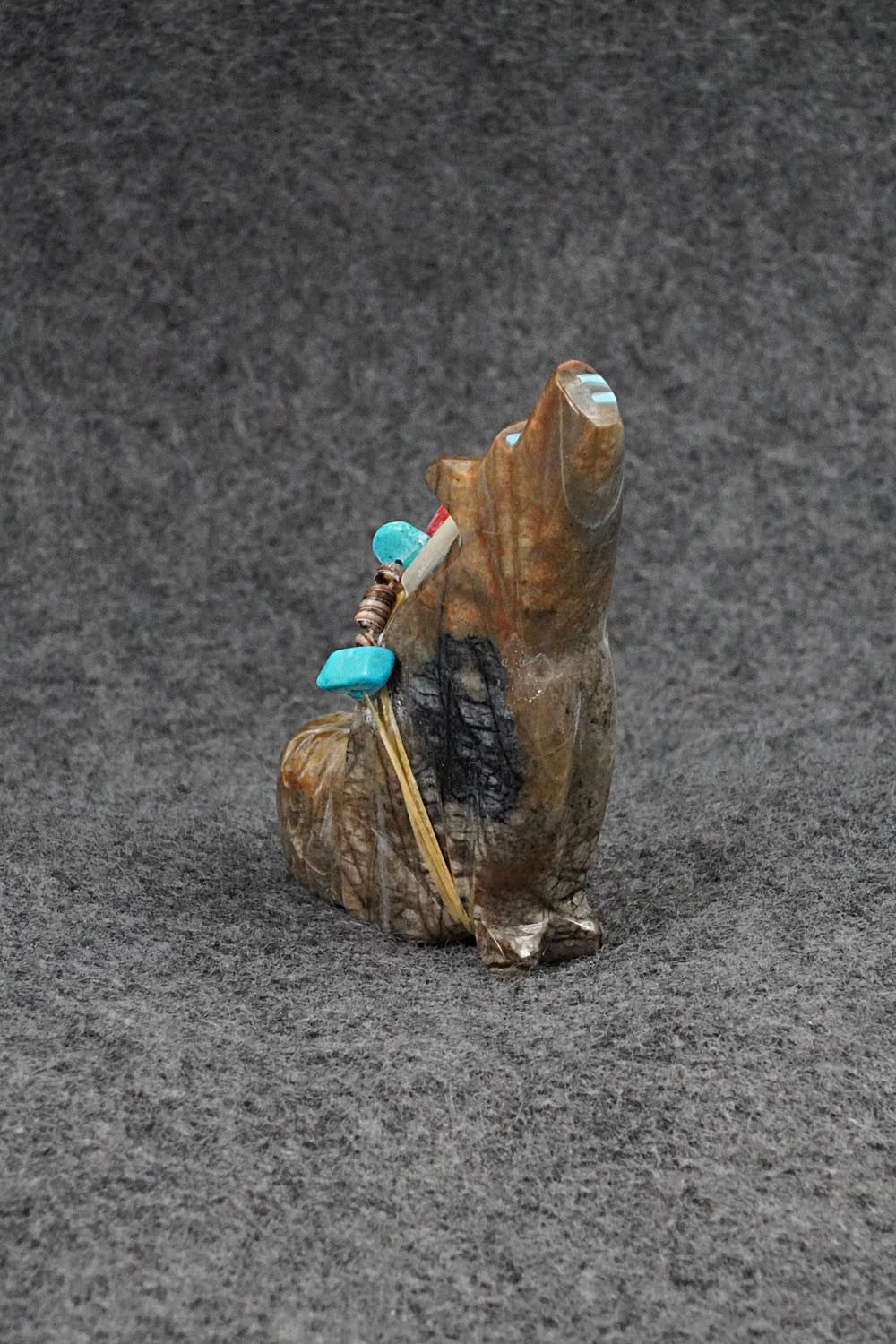 Wolf Zuni Fetish Carving - Rodney Laiwakete