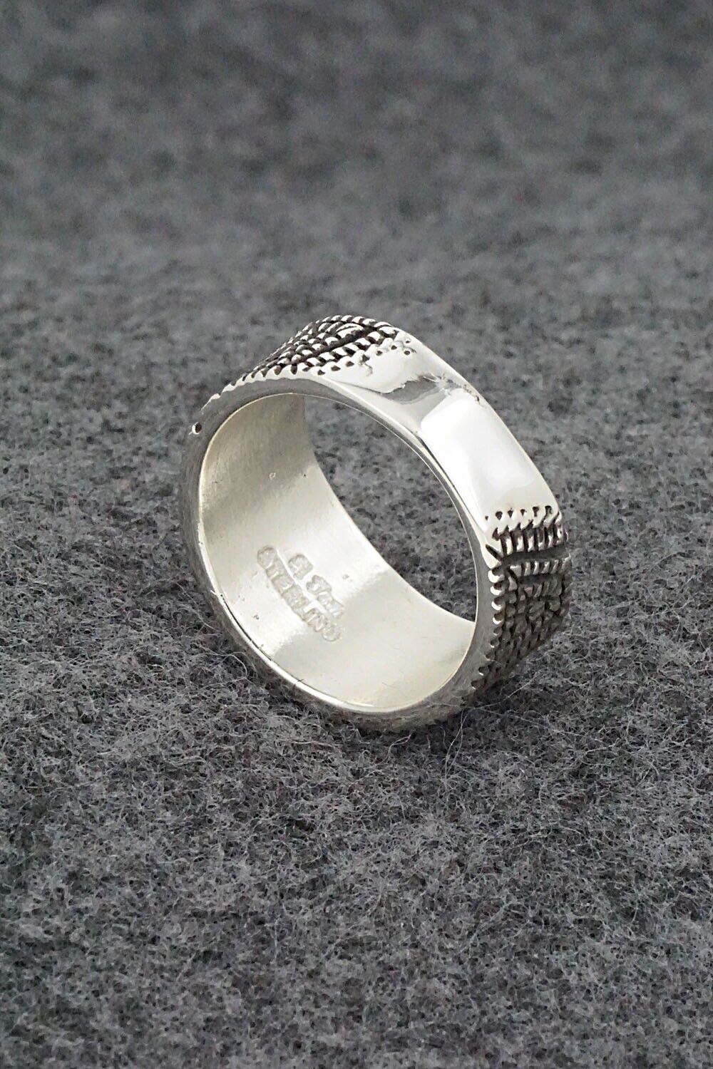 Sterling Silver Ring - Elgin Tom - Size 8.5