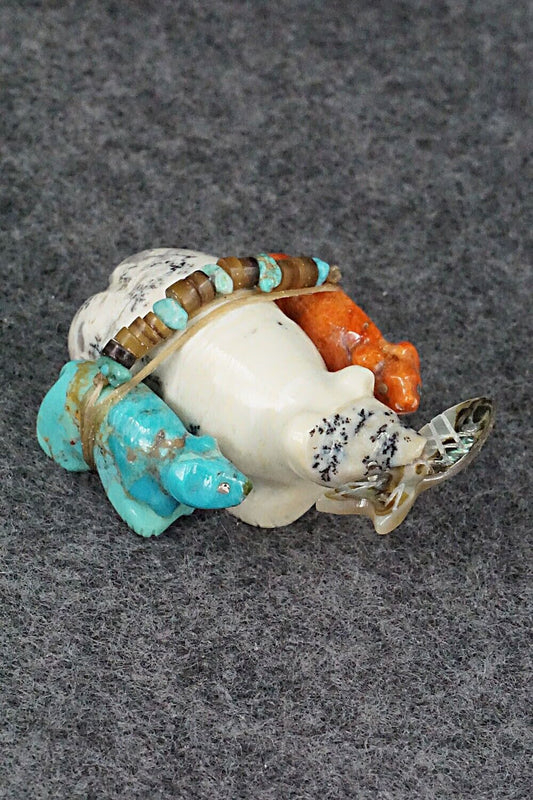 Bears with Fish Zuni Fetish Carving - Daisy Rose Leonard
