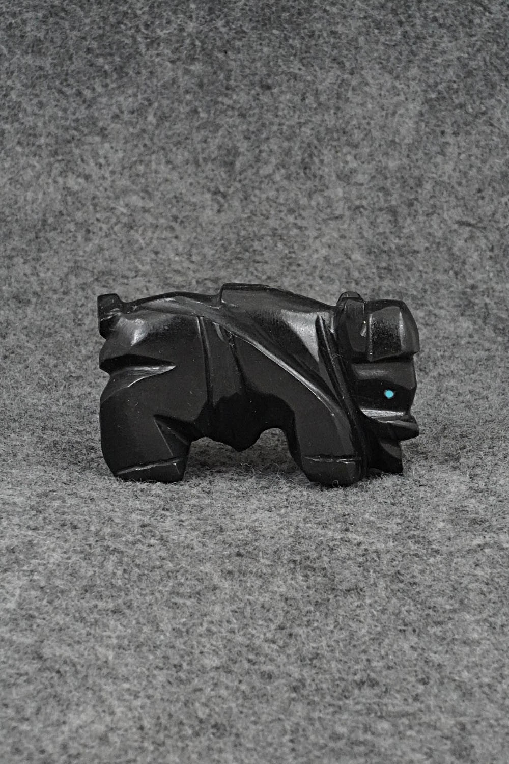 Buffalo Zuni Fetish Carving - Tony Mackel