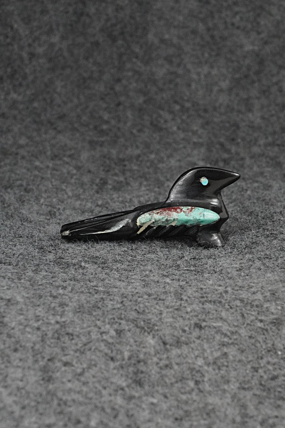 Crow Zuni Fetish Carving - Calvart Bowannie