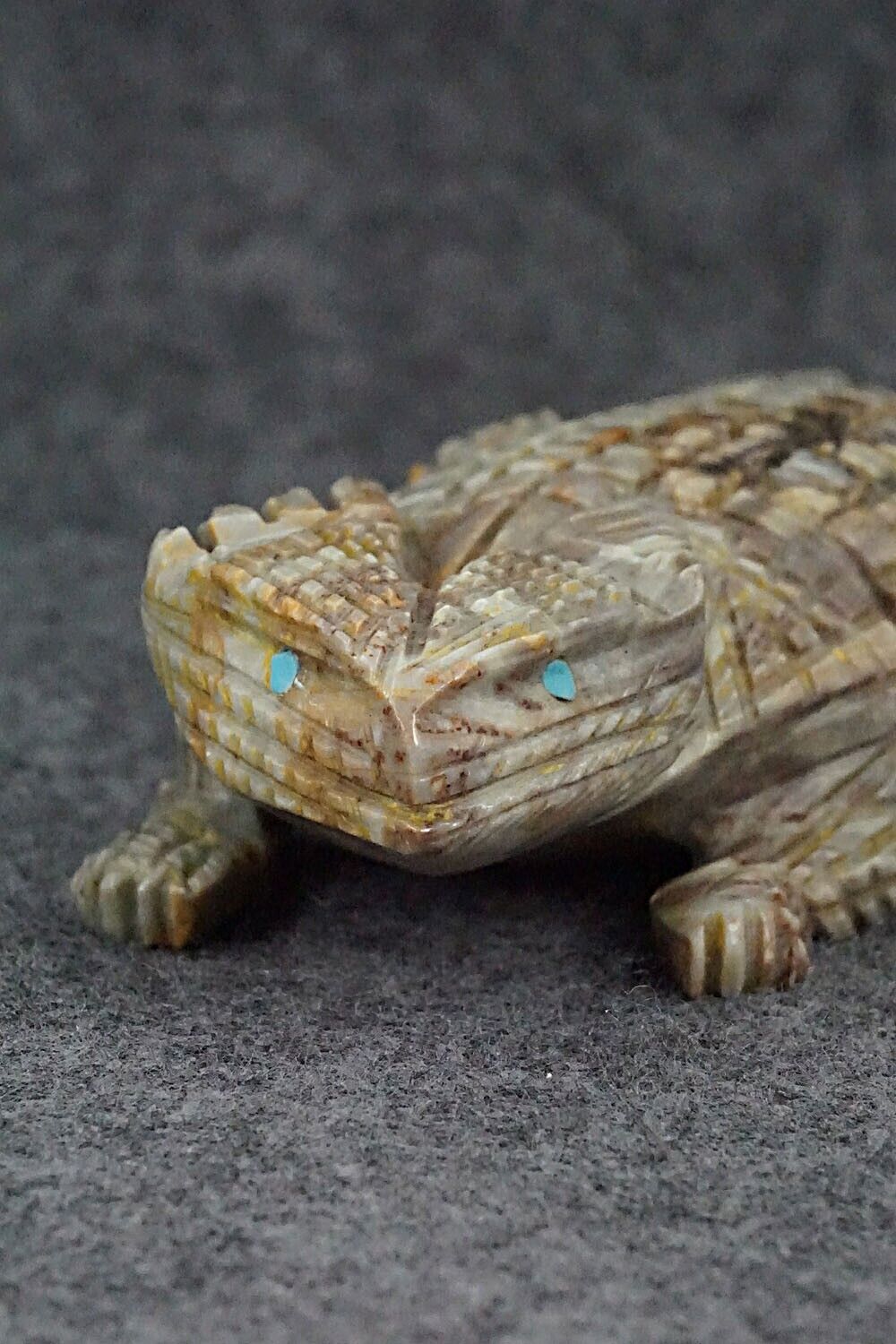 Horned Toad Zuni Fetish Carving - Tony Mackel