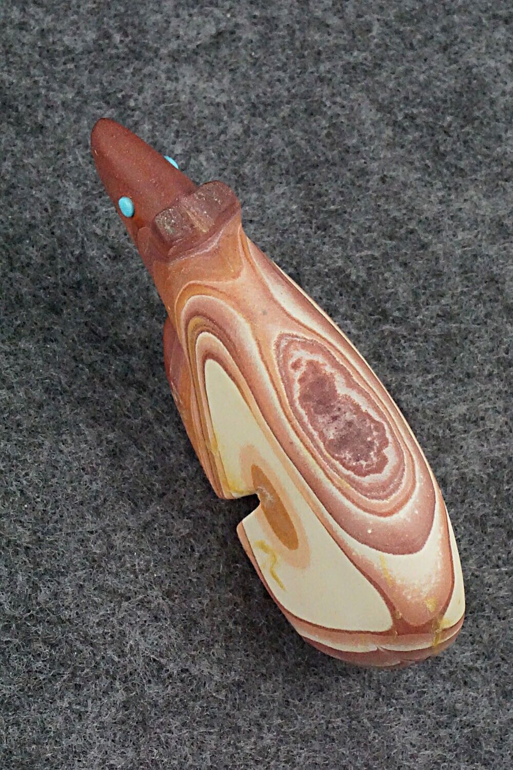 Bear Zuni Fetish Carving - Ronnie Lunasee