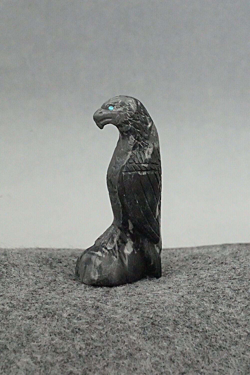 Eagle Zuni Fetish Carving - Lance Cheama