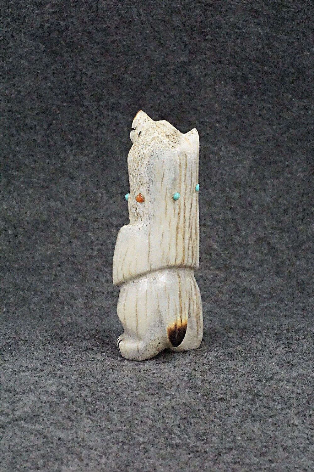 Bear Zuni Fetish Carving - Claudia Peina