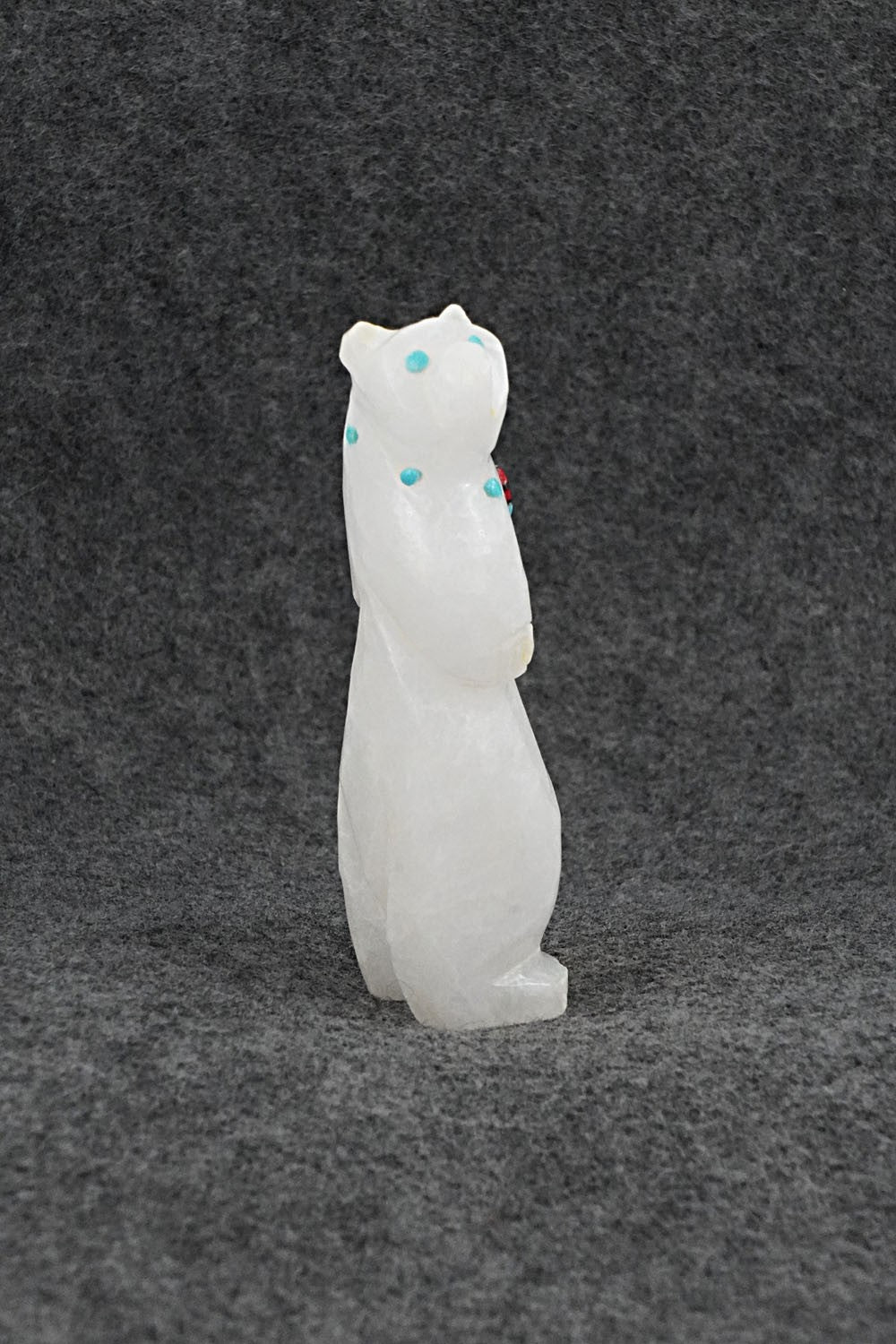 Bear Zuni Fetish Carving - Dannette Laate