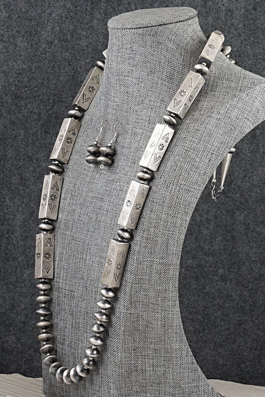 Navajo Pearls – High Lonesome Trading