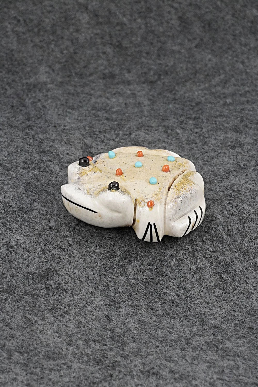 Frog Zuni Fetish Carving - Claudia Peina