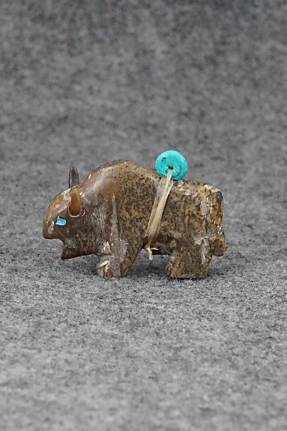 Buffalo Zuni Fetish Carving - Fernando Laiwakete