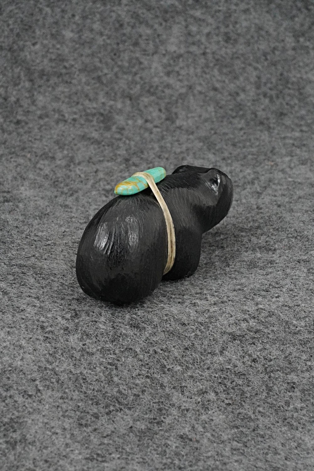 Bear Zuni Fetish Carving - Herbert Halate