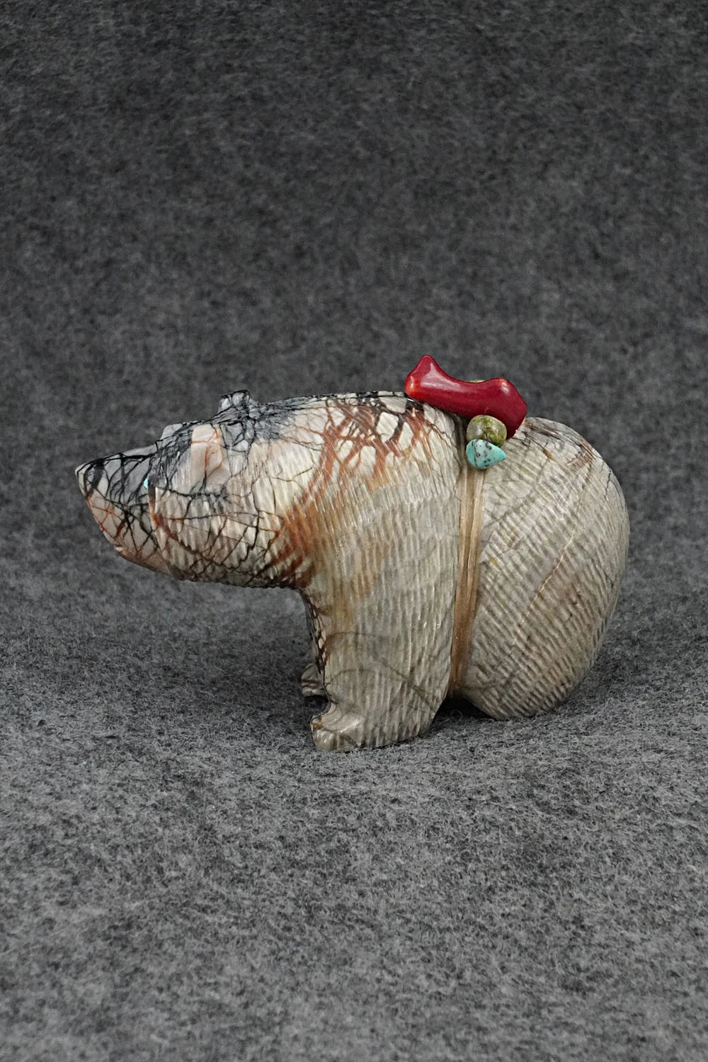 Bear Zuni Fetish Carving - Paulette & Farlan Quam