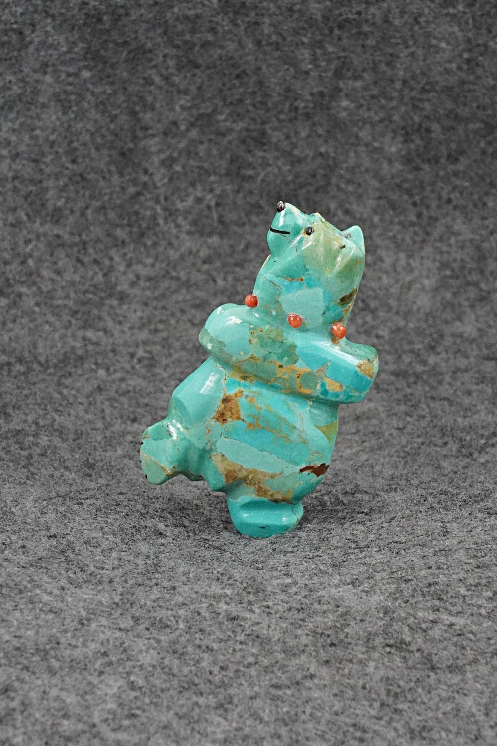 Bear Zuni Fetish Carving - Claudia Peina