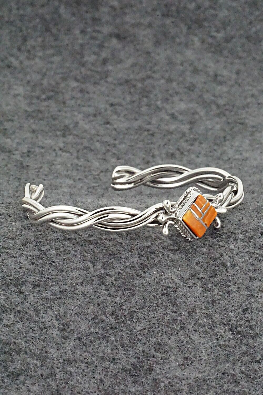 Spiny Oyster & Sterling Silver Bracelet - James Manygoats