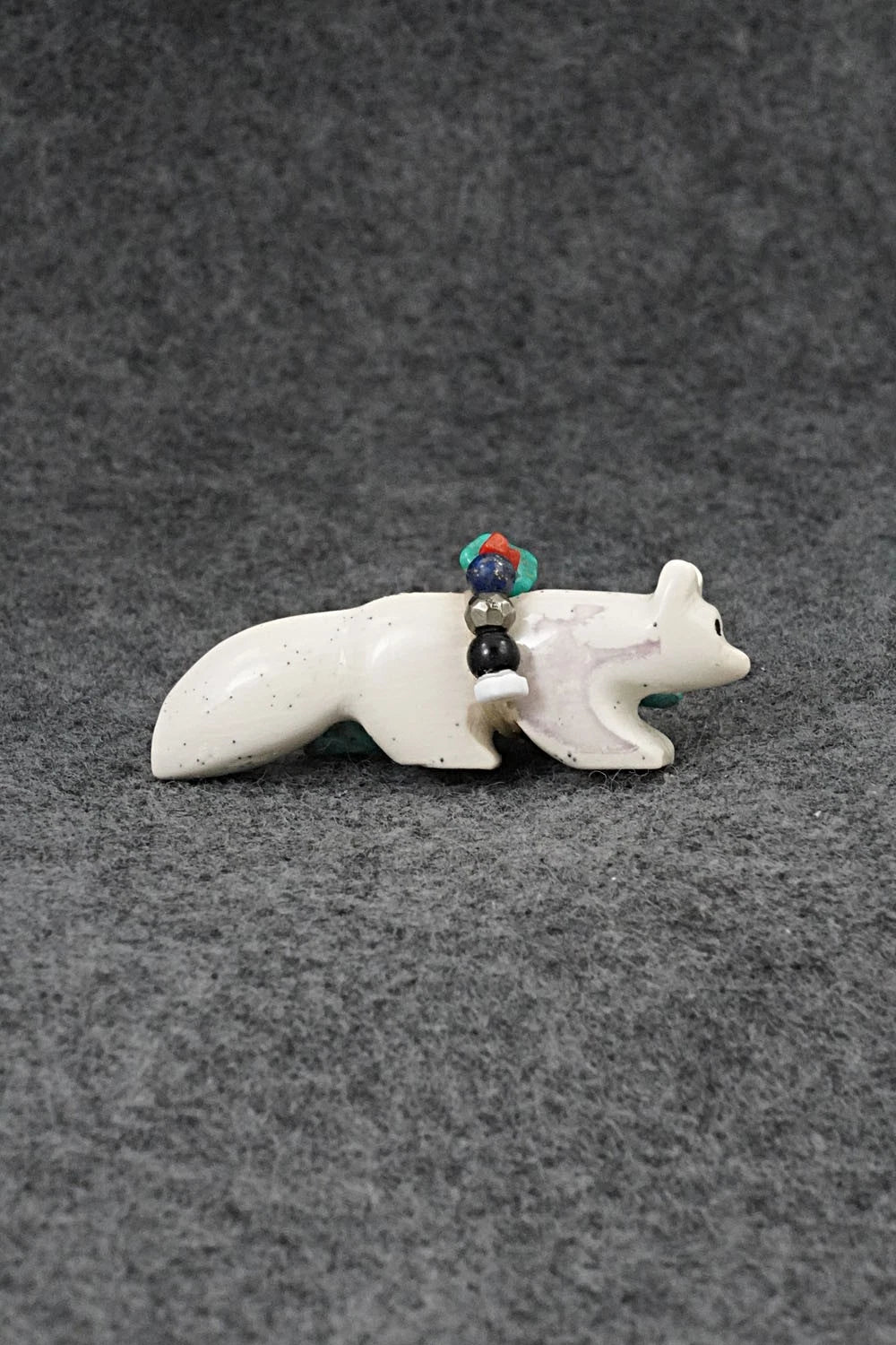 Wolf Zuni Fetish Carving - Cheryl Beyuka