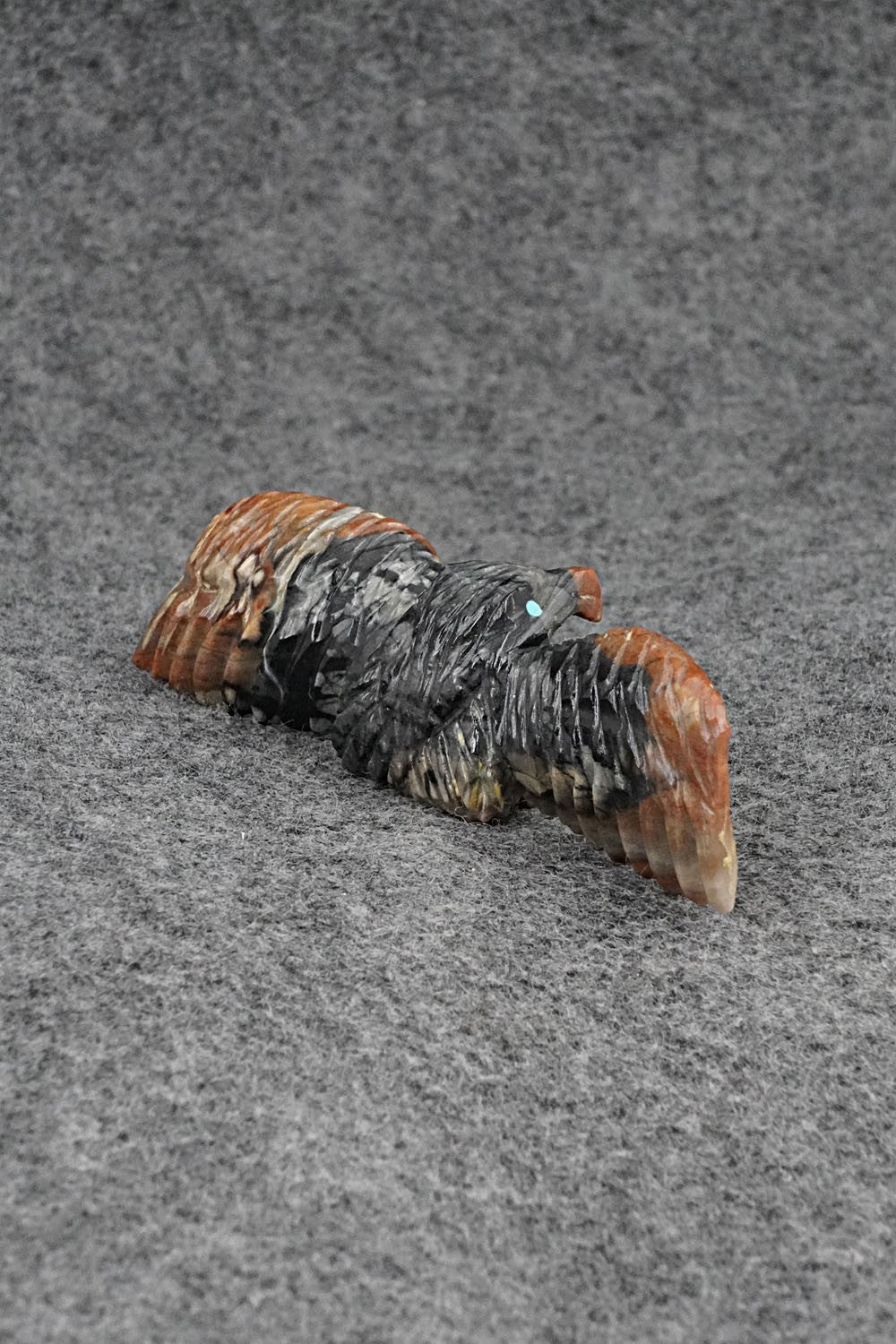 Eagle Zuni Fetish Carving - Tony Mackel
