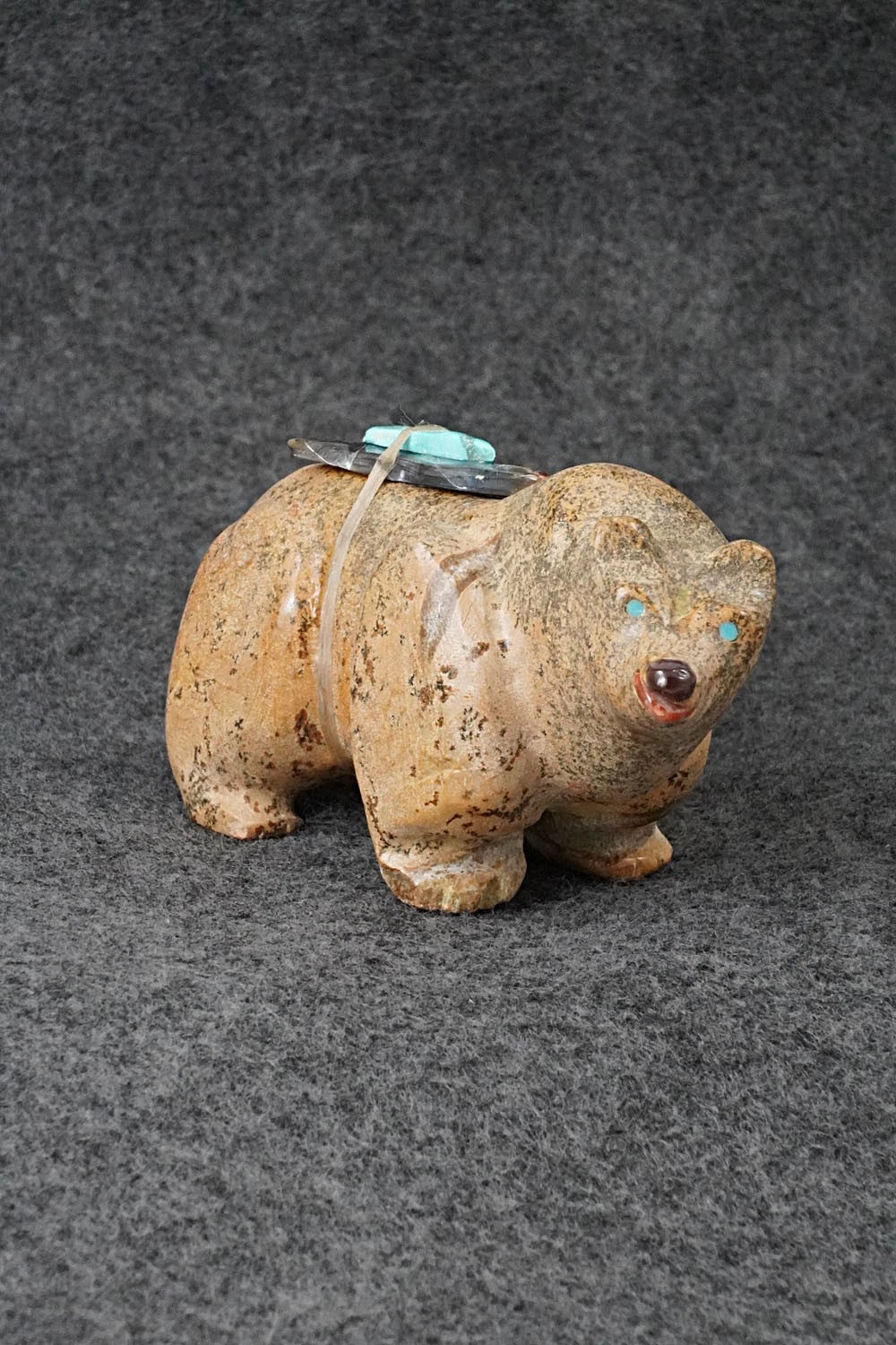 Bear Zuni Fetish Carving - Freddie Leekya