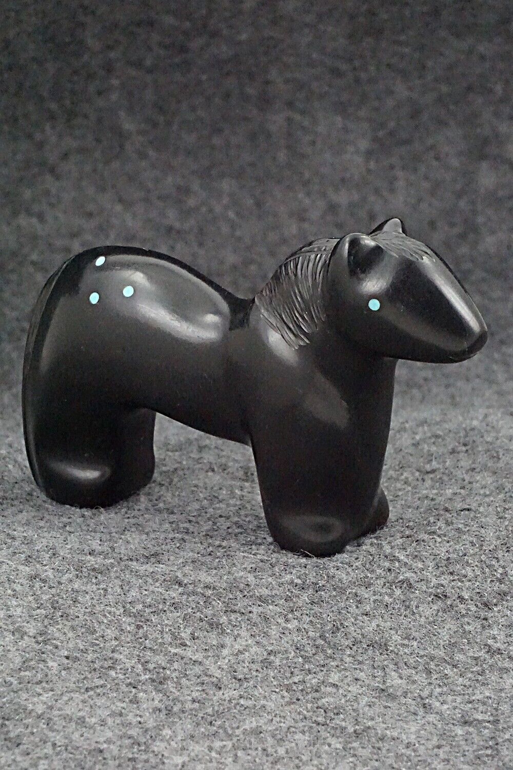 Horse Zuni Fetish Carving - Herbert Halate