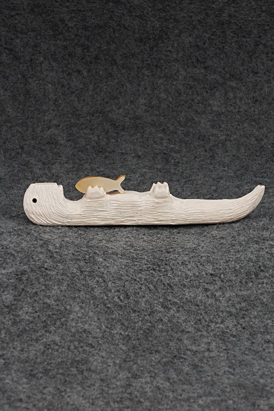 Otter Zuni Fetish Carving - Jesus Espino