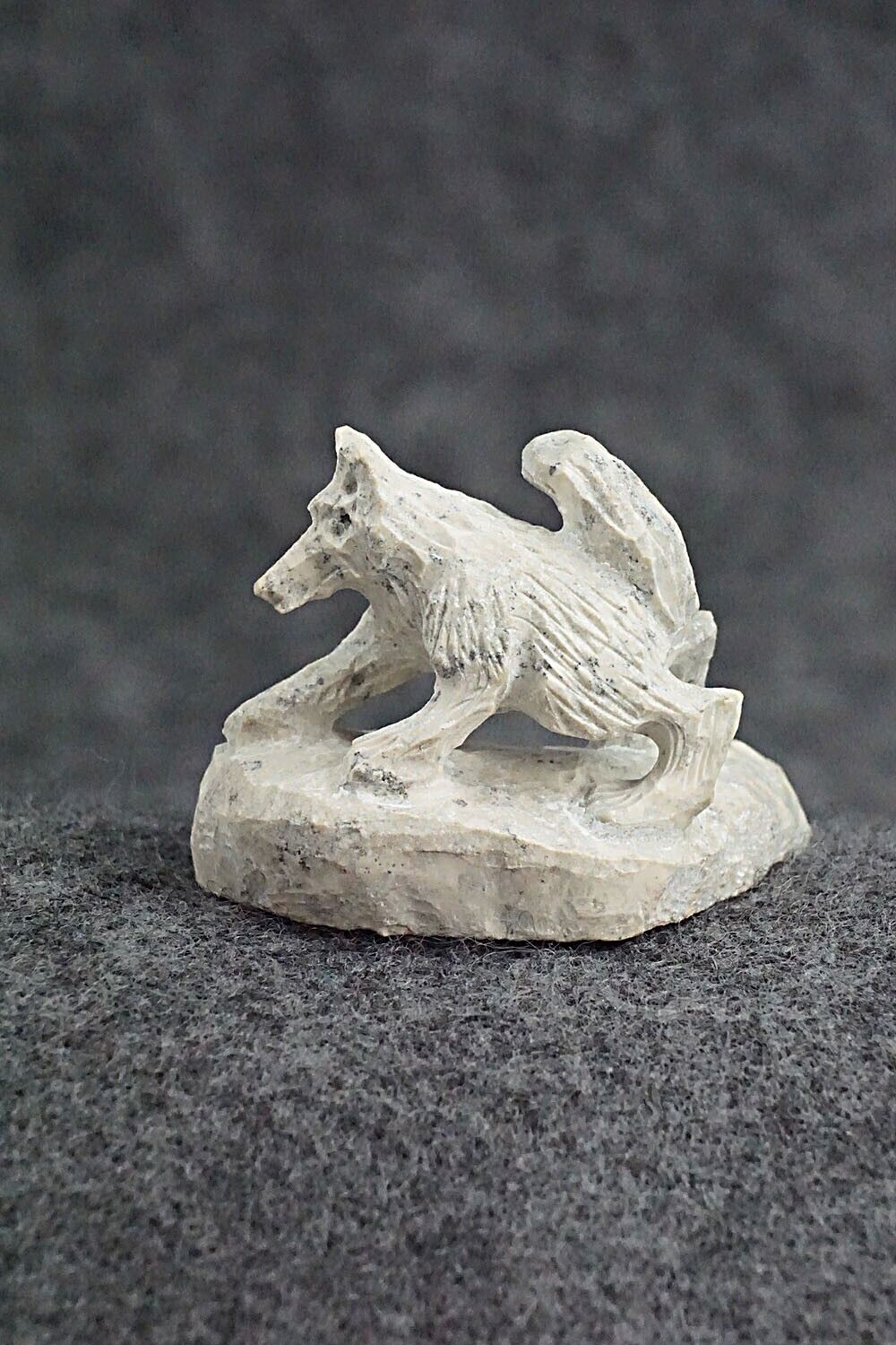 Wolf Zuni Fetish Carving - Lewis Malie