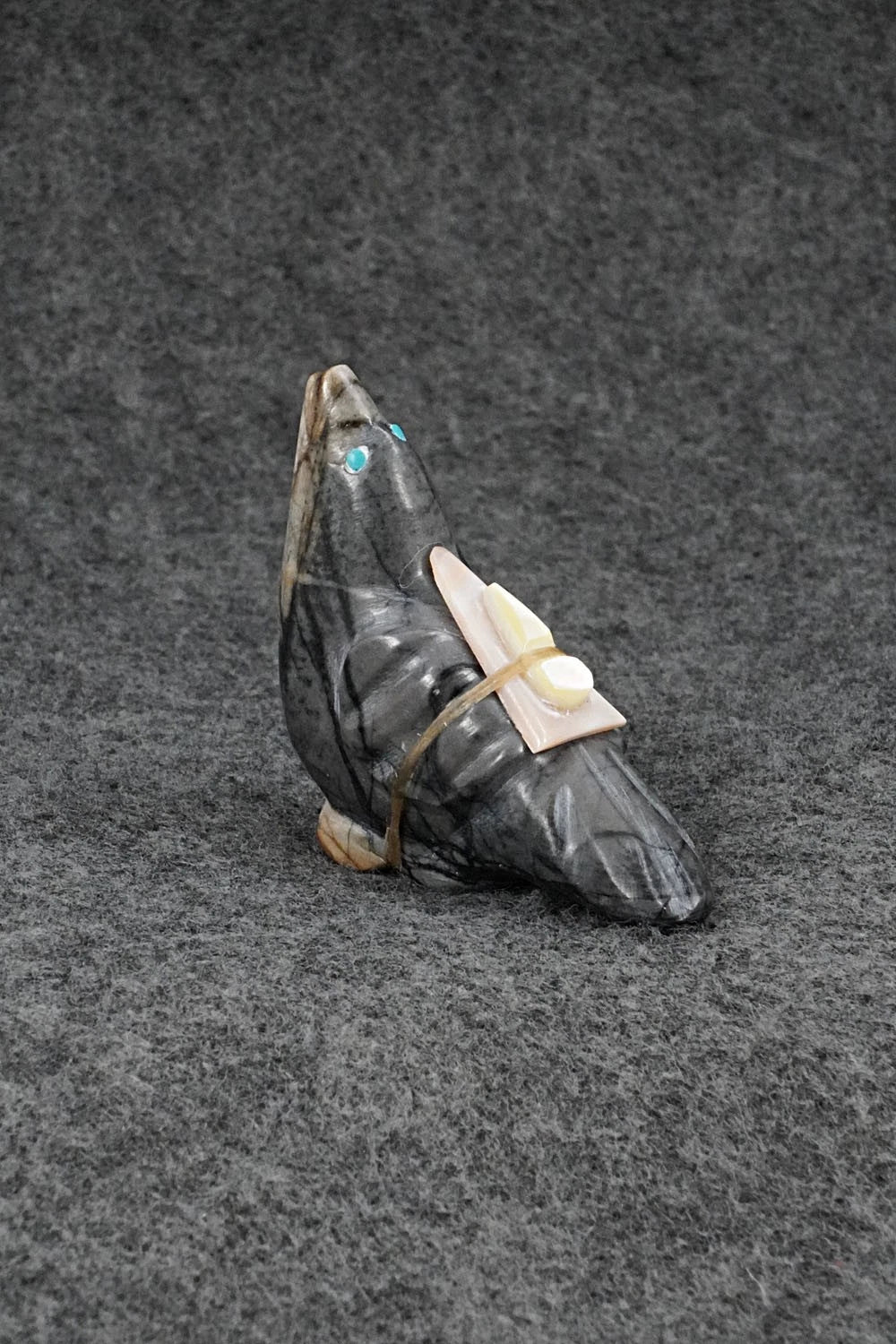 Bird Zuni Fetish Carving - Delvin Leekya