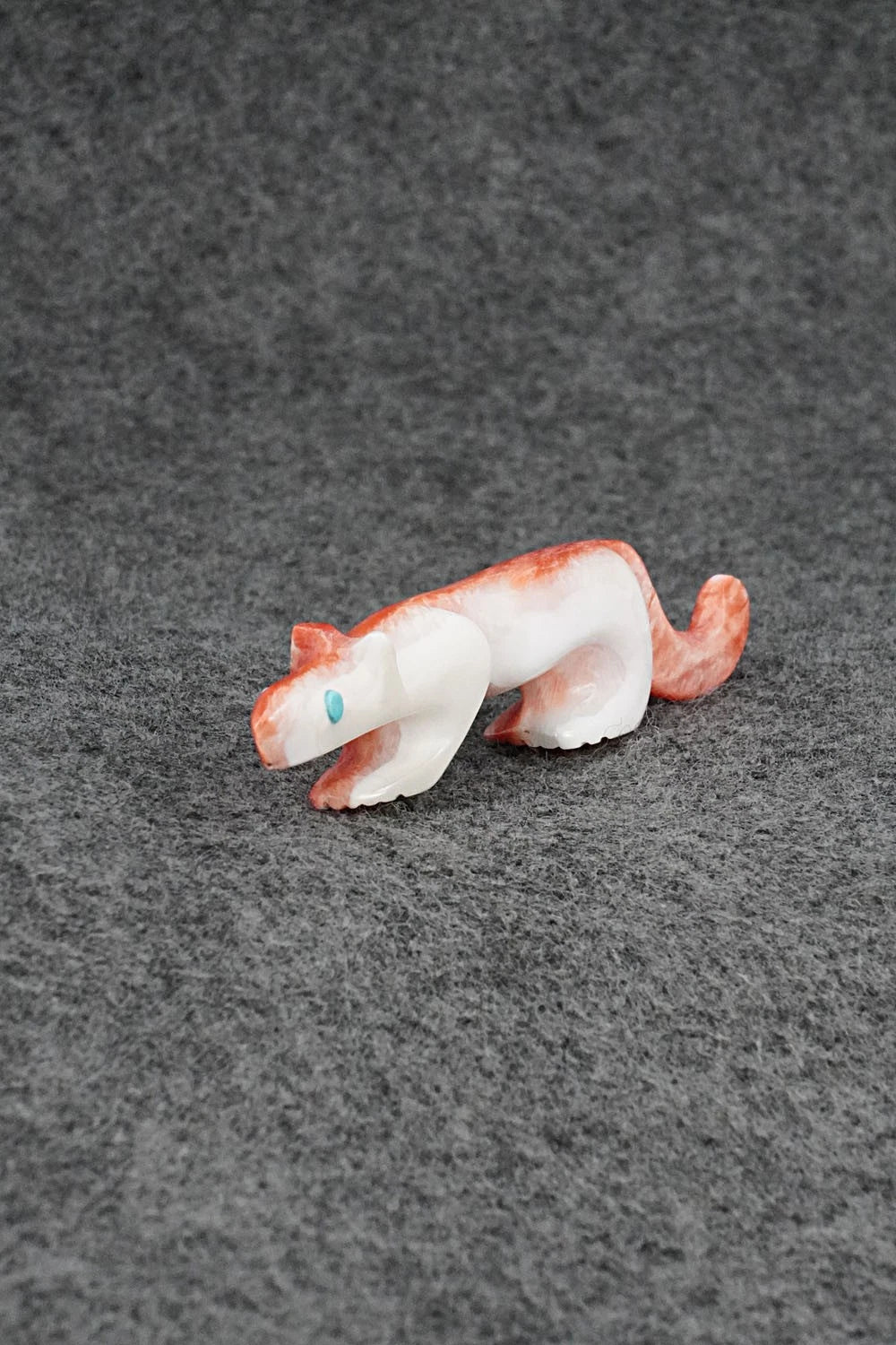 Mountain Lion Zuni Fetish Carving - Ronnie Lunasee