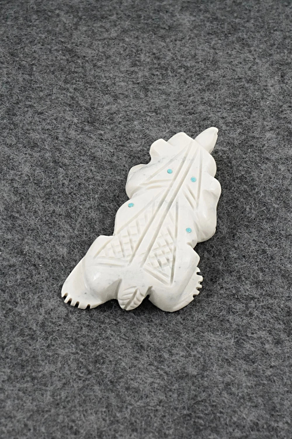 Badger Zuni Fetish Carving - Adrian Cachini