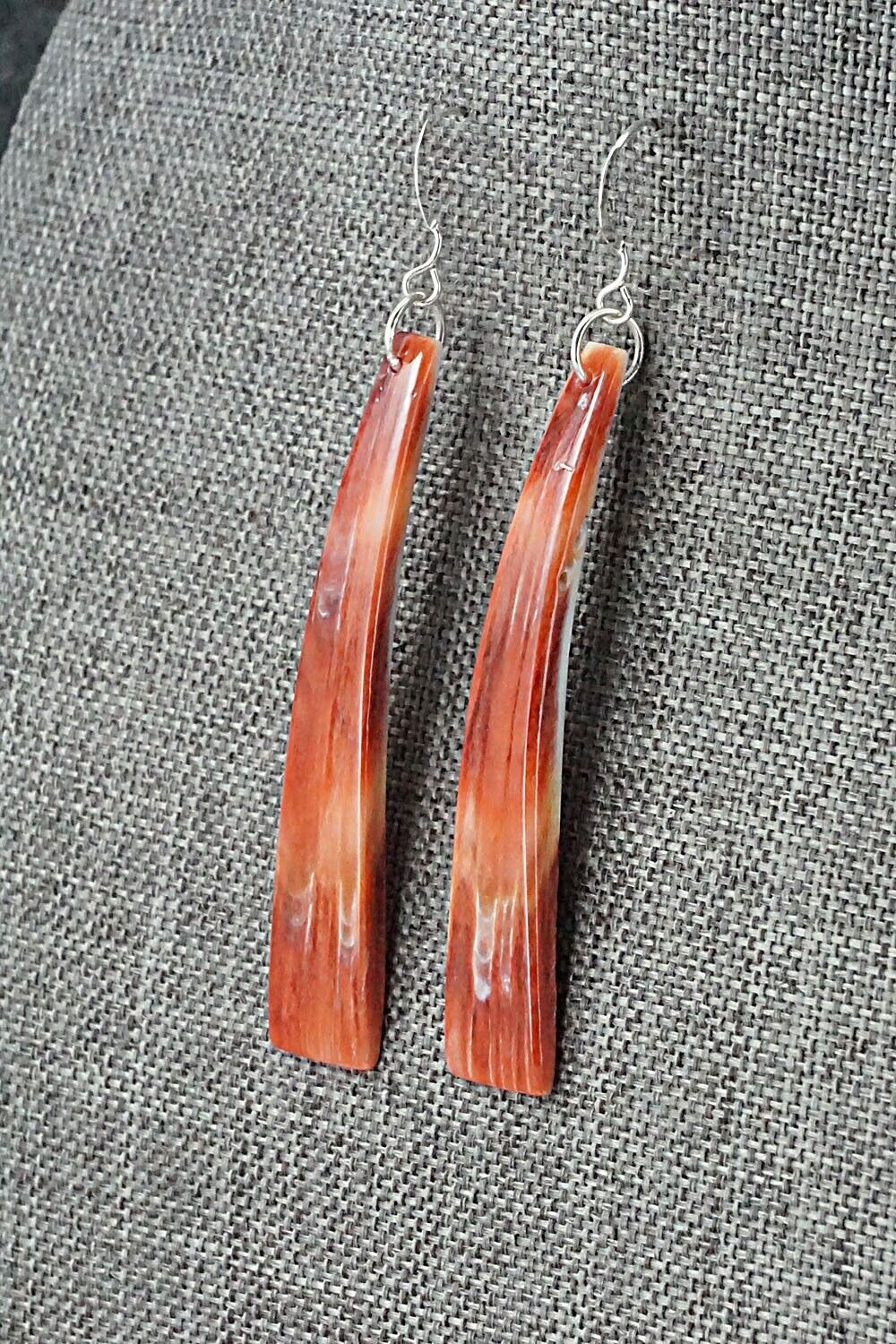 Spiny Oyster & Sterling Silver Earrings - Jesus Espino