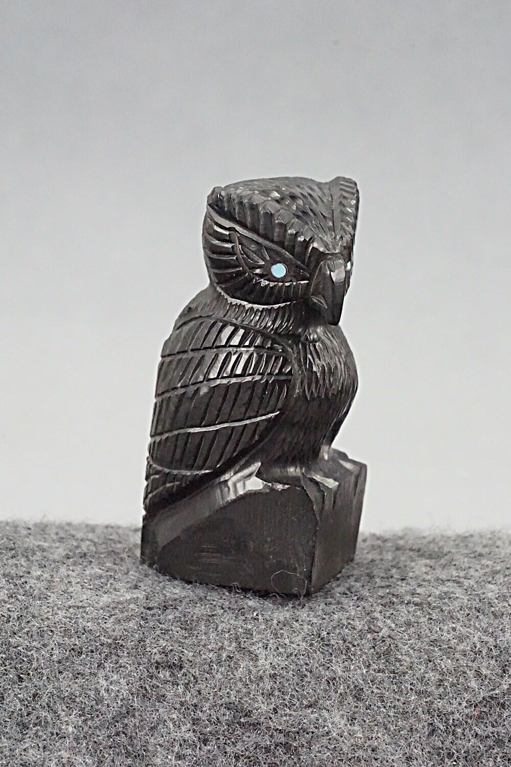 Owl Zuni Fetish Carving - Chris Peina