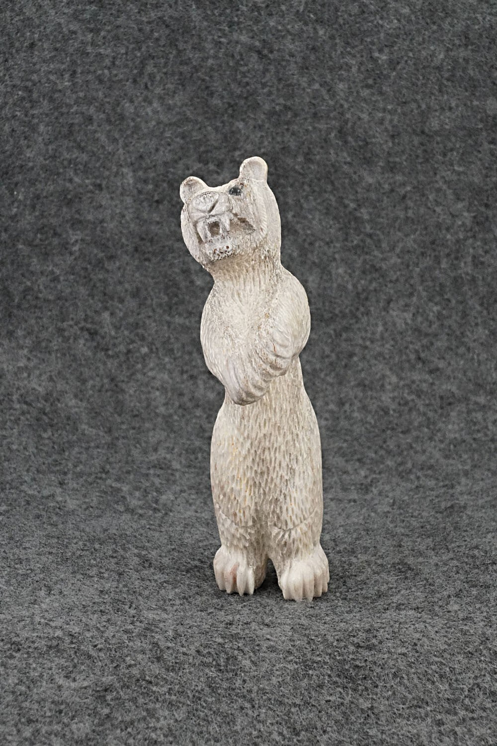 Bear Zuni Fetish Carving - Terrance Panteah