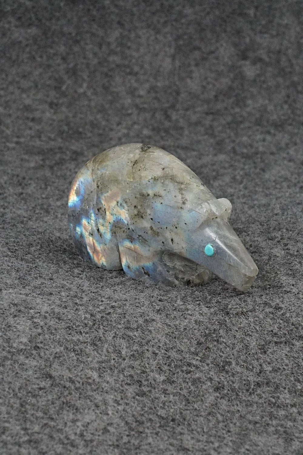 Bear Zuni Fetish Carving - Ronnie Lunasee
